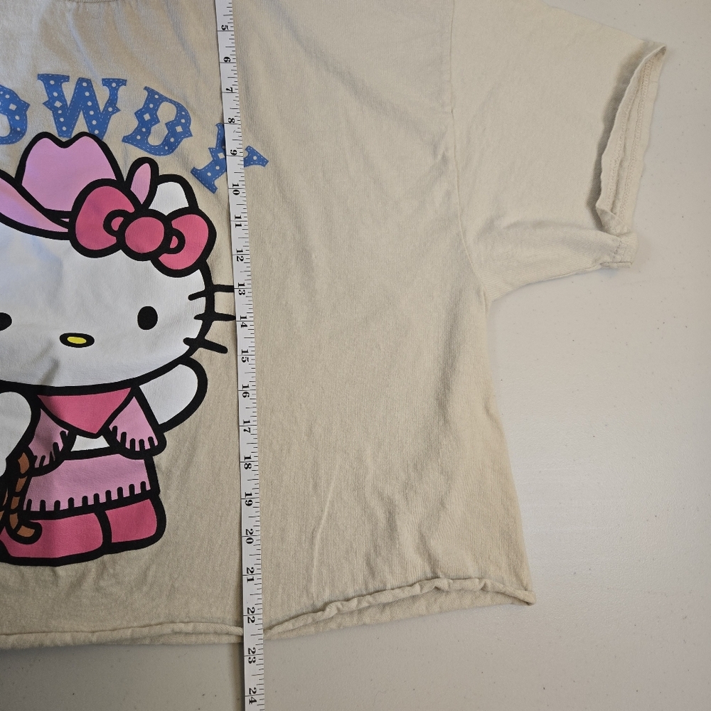 2 Graphic Tees Western Hello Kitty 2X - Picture 11 of 15